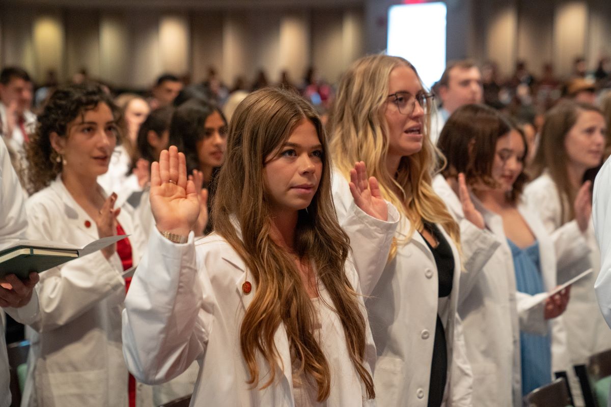 Class Of 2024 Celebrates White Coat Ceremony Cornell University   Oath Shot 