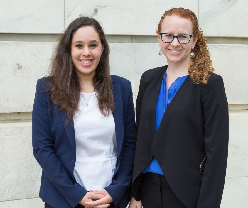 Olivia Lenz '20 and Vittoria Capria '20 at the AVMA legislative fly-in